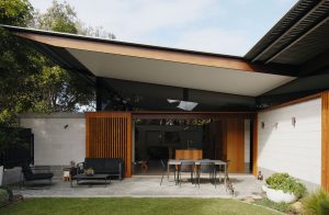 Banksia House by Aphora Architecture Photography by Nikolas Strugar Ravens At Odds