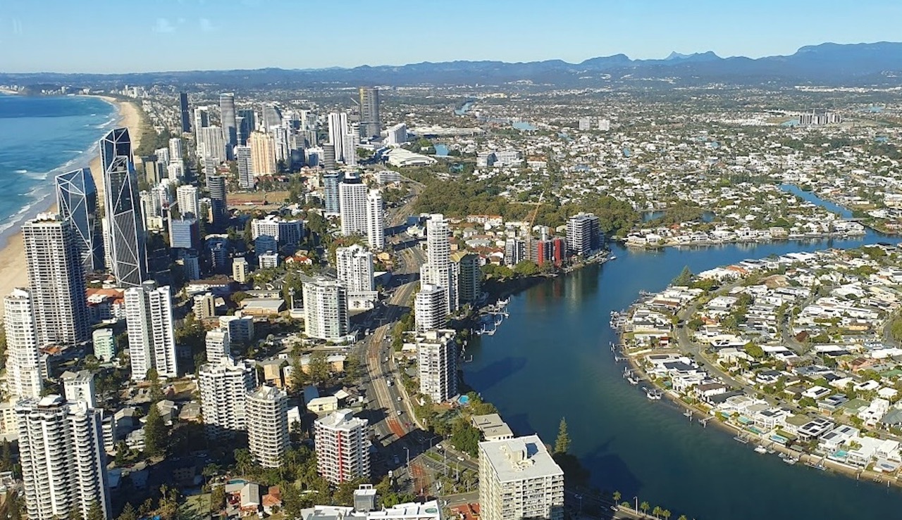 The Solar Divide Gold Coast R Kennedy