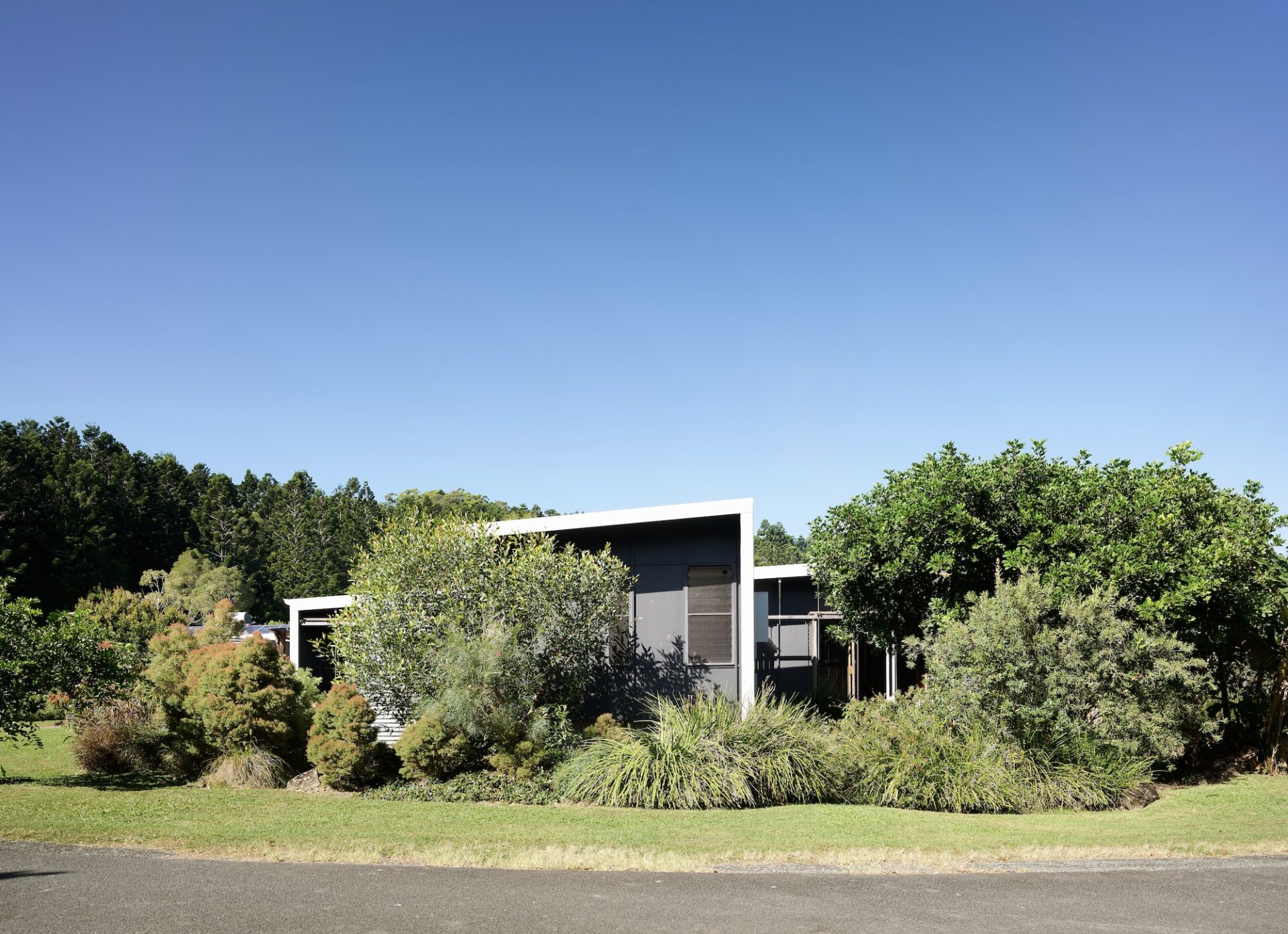 Currumbin Valley House For Ptma Architecture